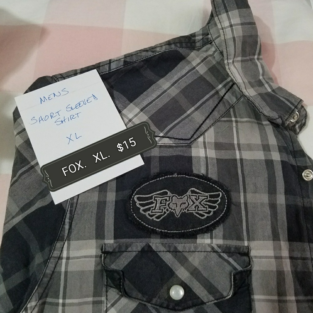 Mens short sleeved shirt